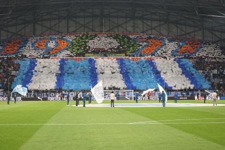25-OM-LENS 03.jpg